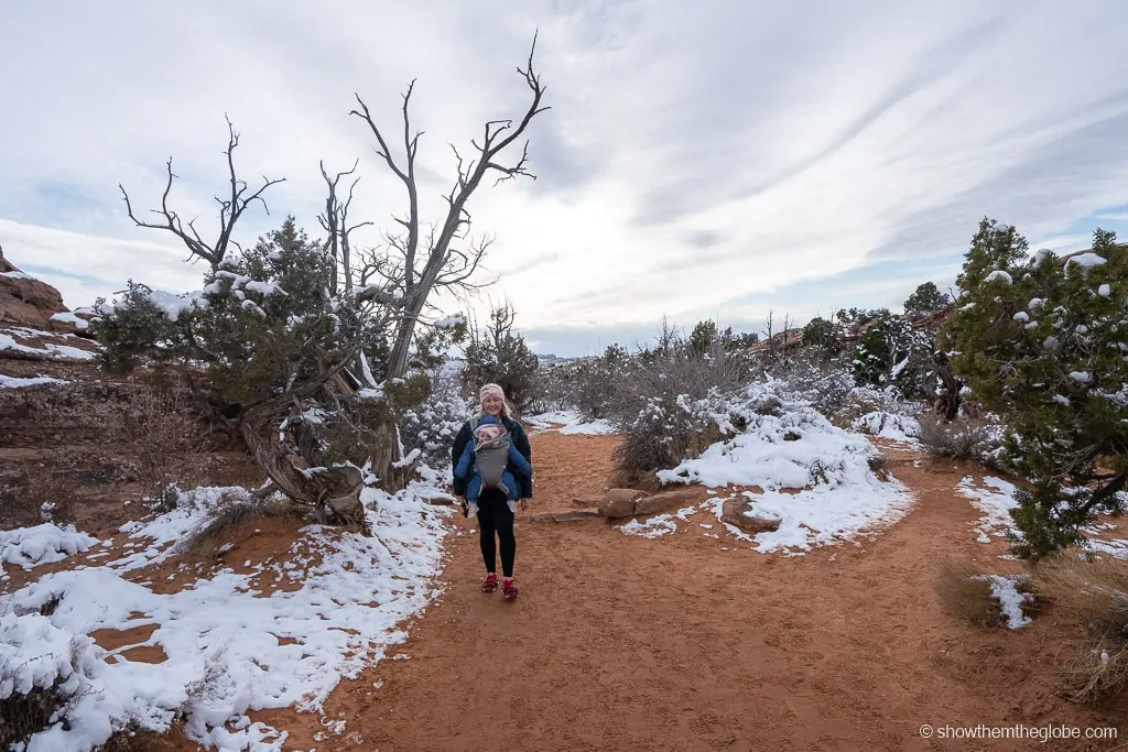 Delicate Arch trail with kids