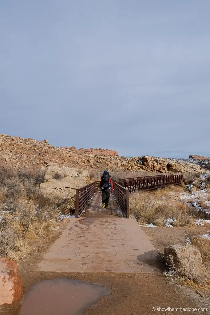 Delicate Arch trail with kids