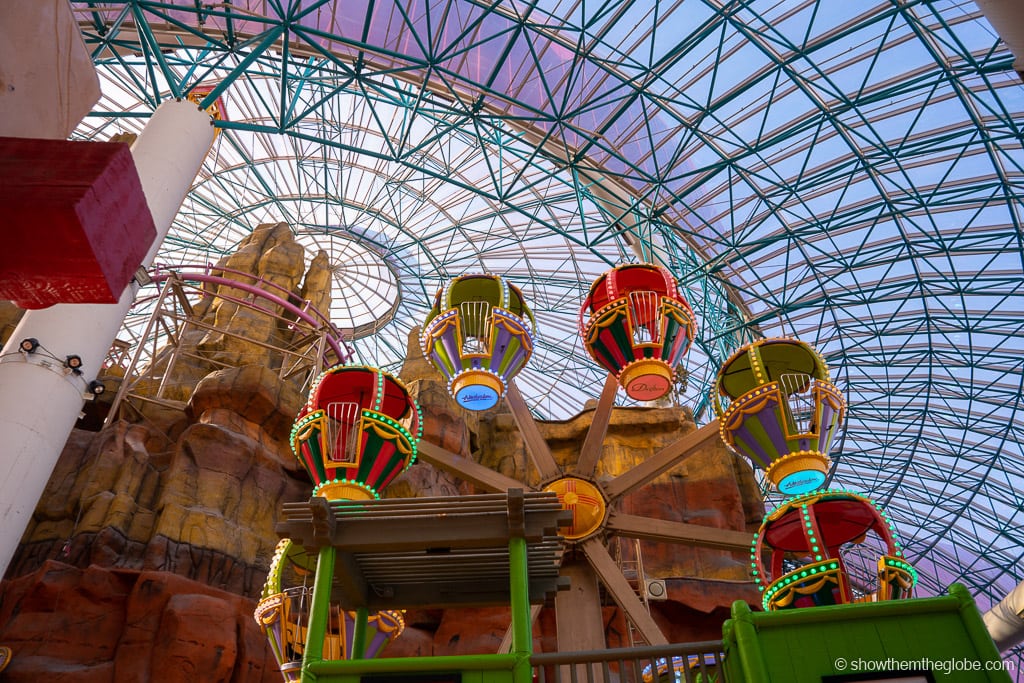 15 Best Things to do in Las Vegas with Kids Show Them The Globe